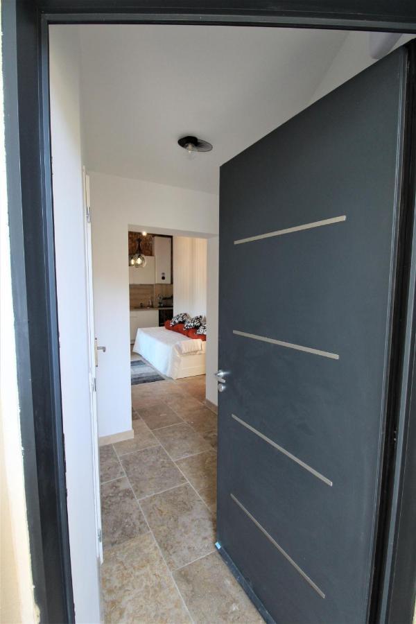Ferienwohnung Les Bastidons De L'Isle - Le Saumane - 3 Etoiles Exterior foto